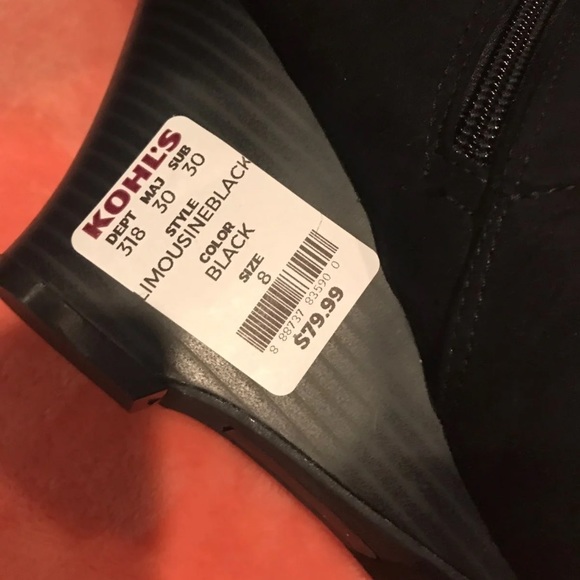 Boots - Picture 4 of 4